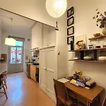 Zen Rustic & Private Backyard Center 아파트 *