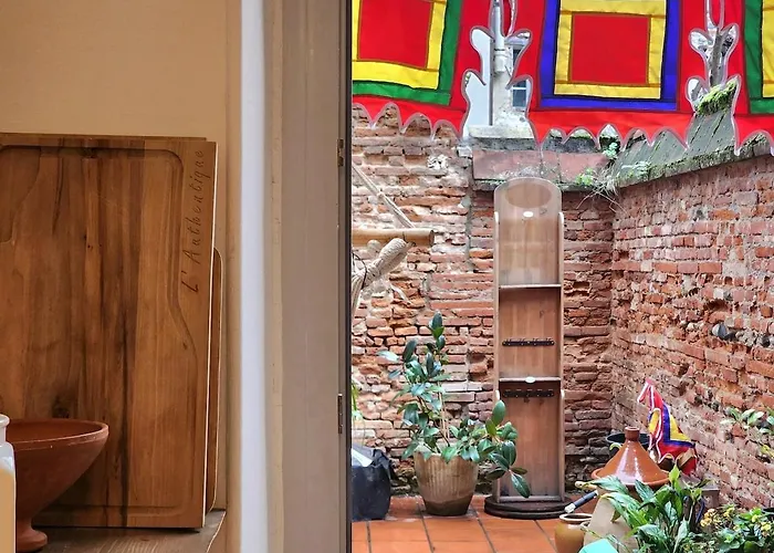 Zen Rustic & Private Backyard Center * Toulouse