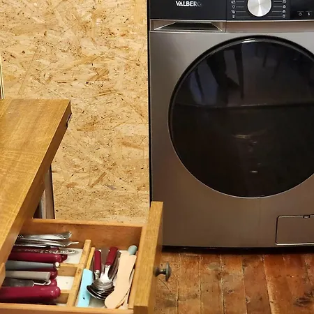 Zen Rustic & Private Backyard Center *